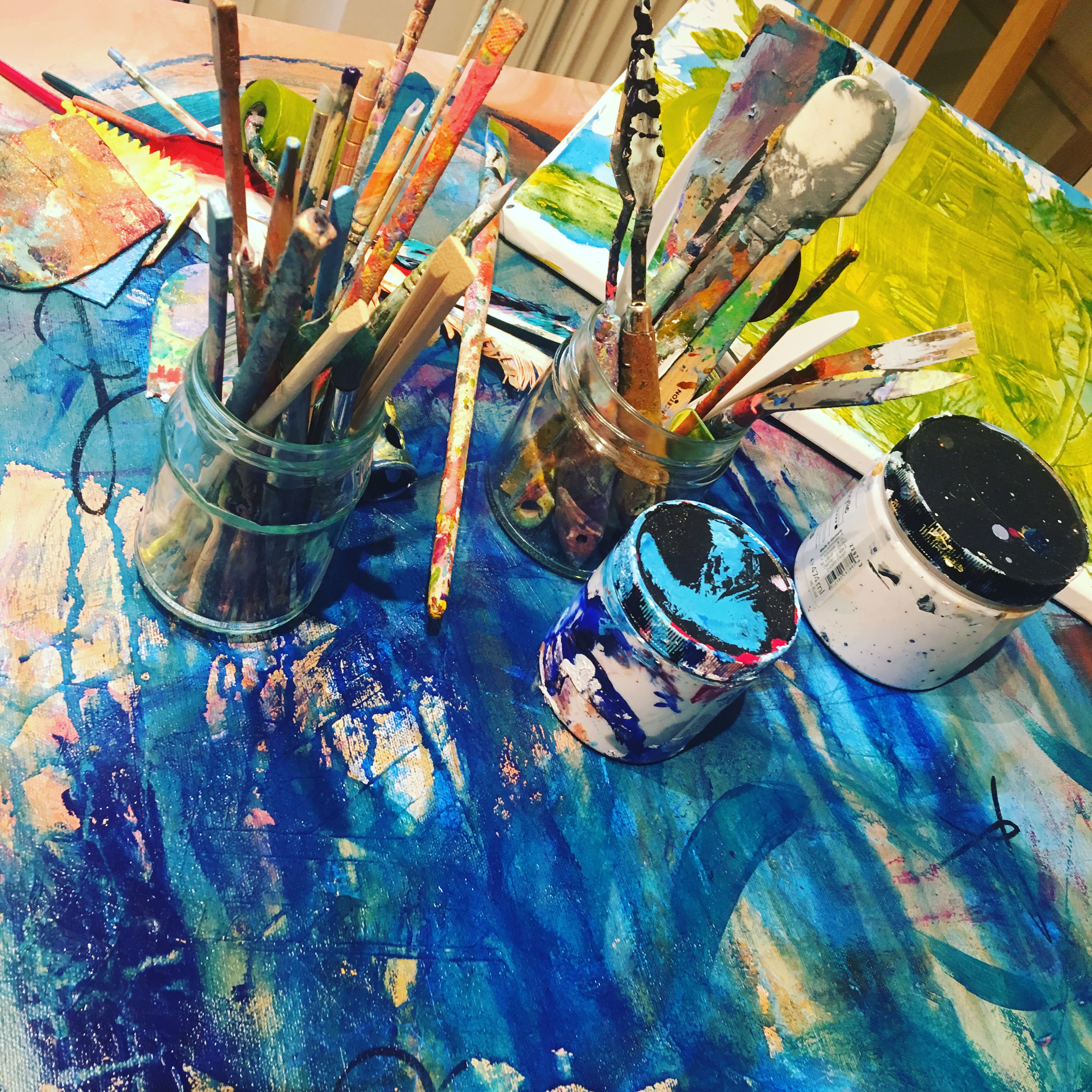 Curious about my intuitive painting workshops? Read this